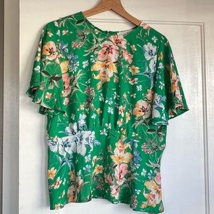 Floral Peplum Top 
Style #:525640 
Size: 6
Color: Dynamic Green